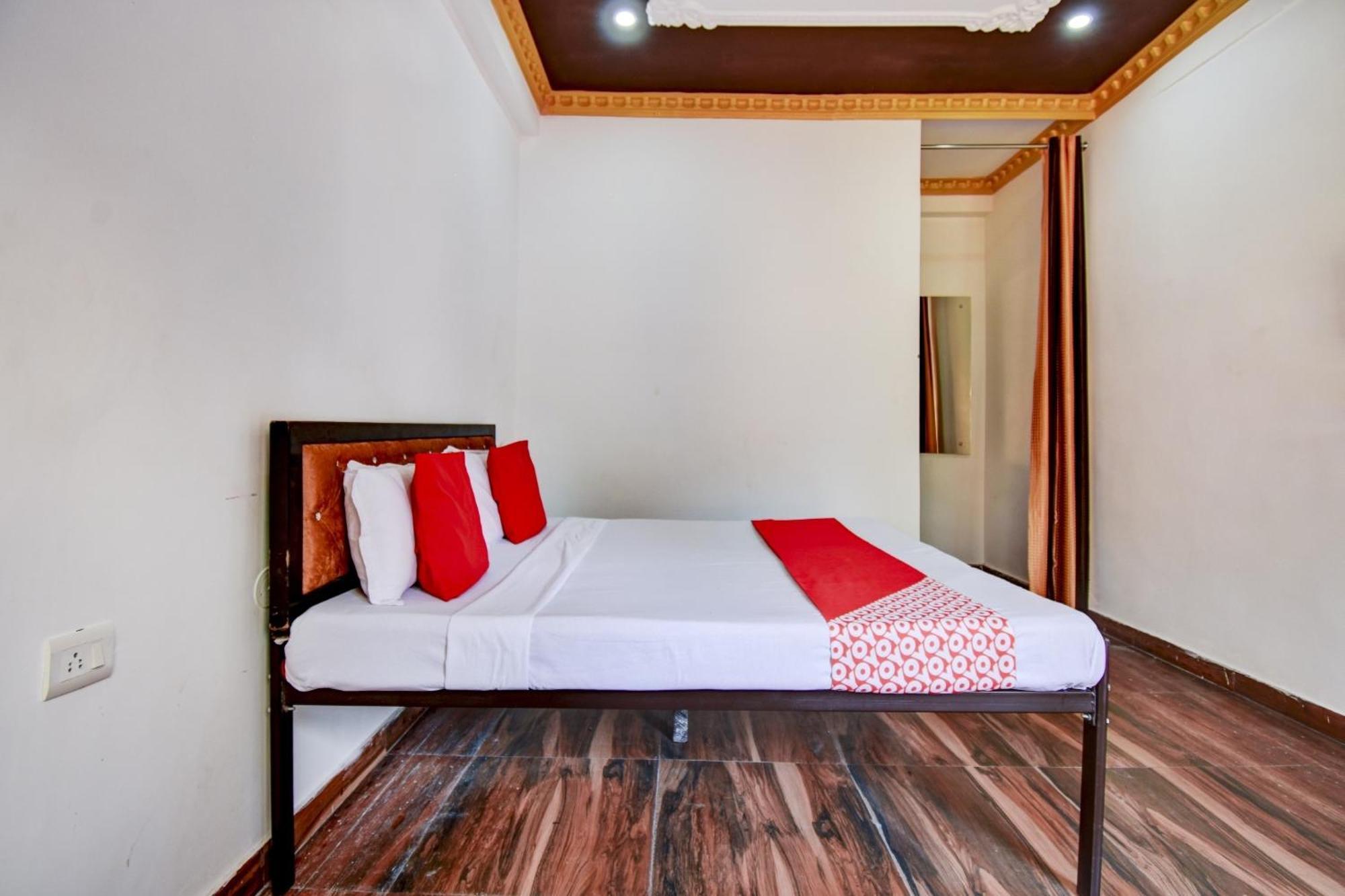 Hotel O Pine Tree موسوري المظهر الخارجي الصورة