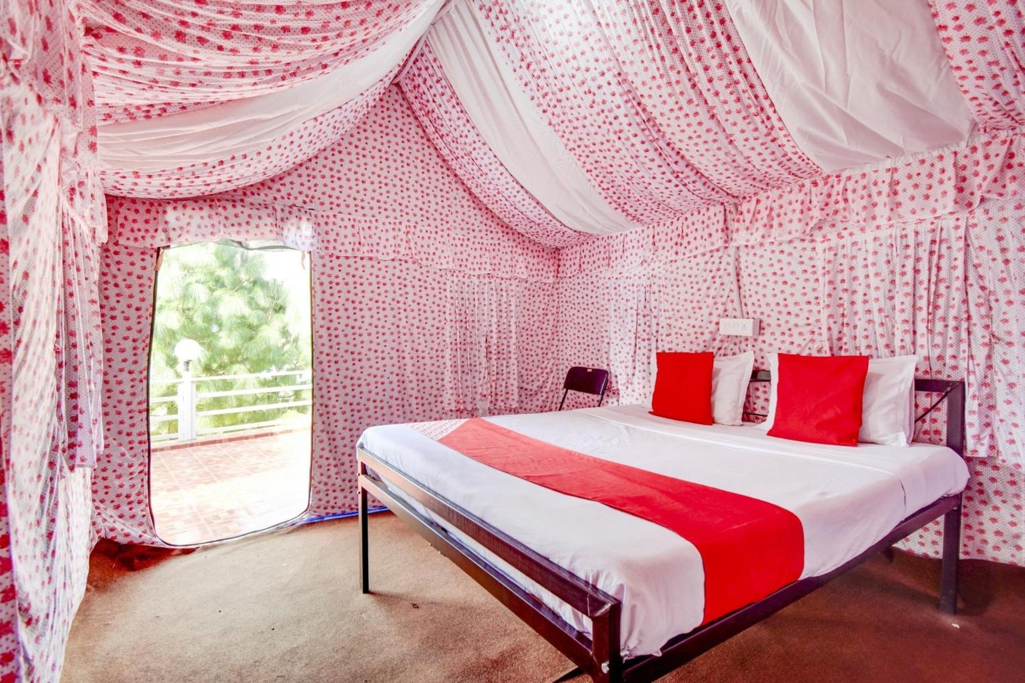 Hotel O Pine Tree موسوري المظهر الخارجي الصورة