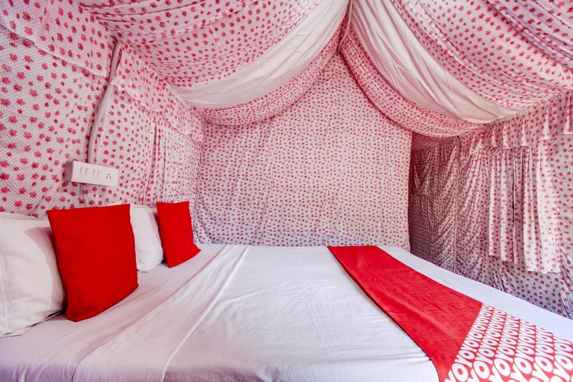Hotel O Pine Tree موسوري المظهر الخارجي الصورة