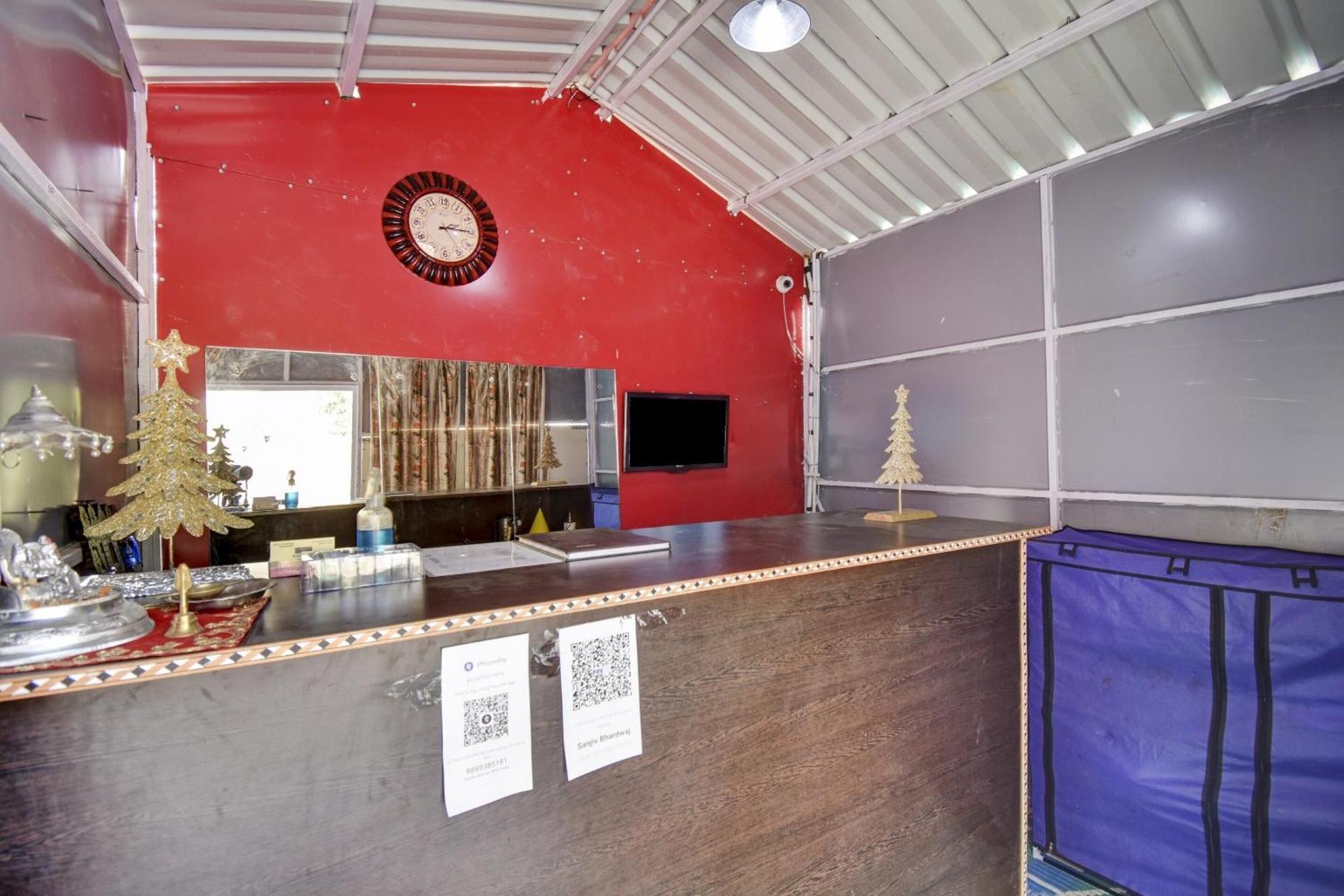 Hotel O Pine Tree موسوري المظهر الخارجي الصورة