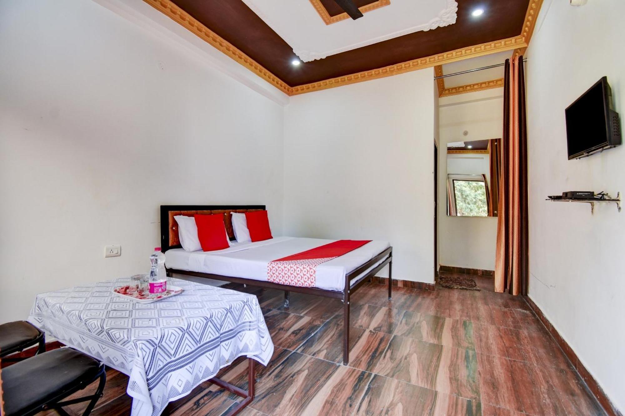 Hotel O Pine Tree موسوري المظهر الخارجي الصورة