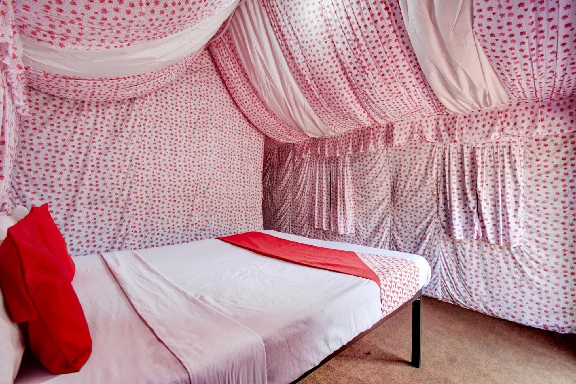 Hotel O Pine Tree موسوري المظهر الخارجي الصورة